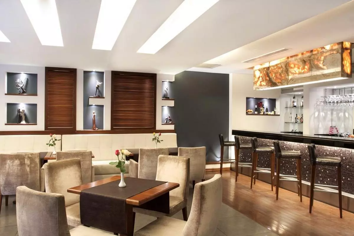 Blanca Hotel LABYS (Copy).jpg